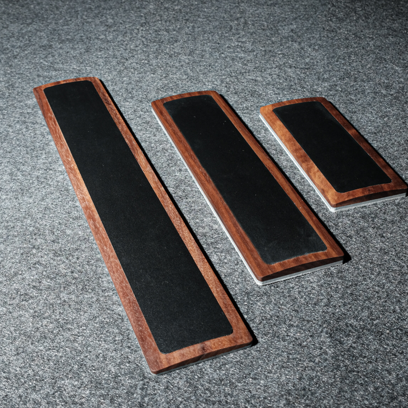 Woody Cowhide Palm Rest for Me - Keyboard Gaming Black 评论和价格